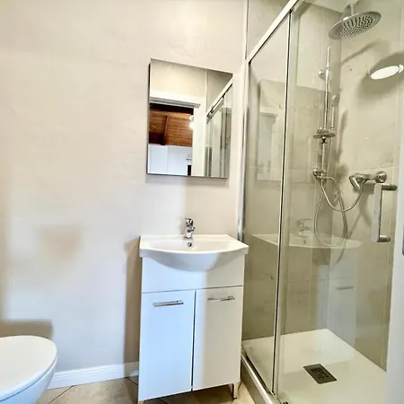 Aeroloft 28 ゲストハウス *